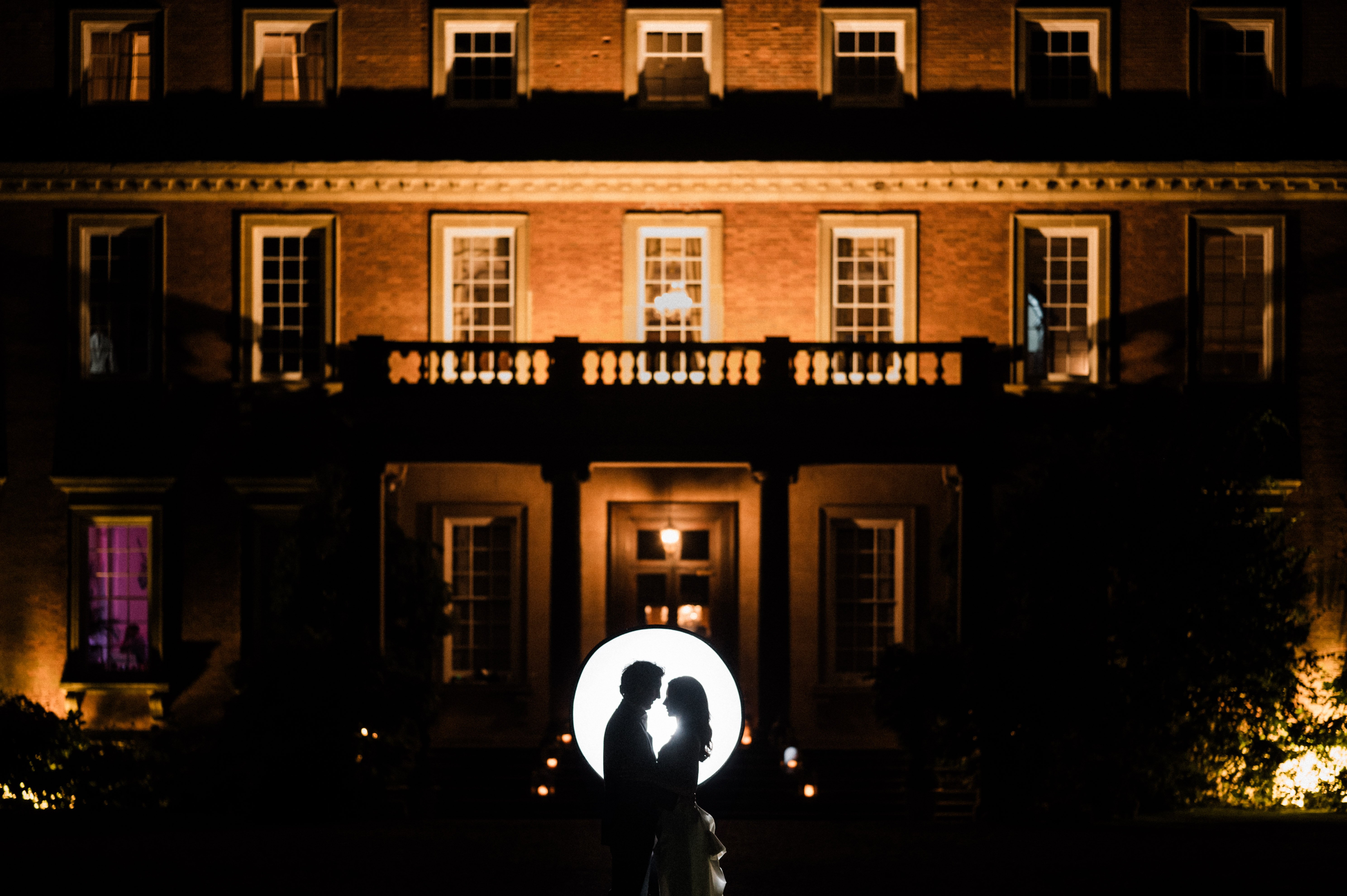 how to photograph a wedding 
