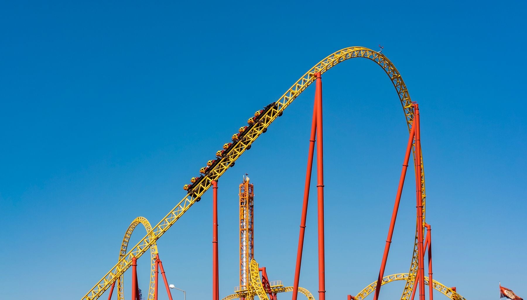 Theme Park Photography: How Parks Sell More Ride Photos